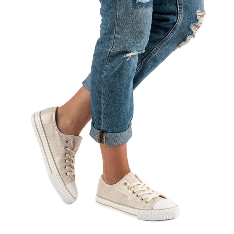 Scarpe da ginnastica dorate d'oro 1