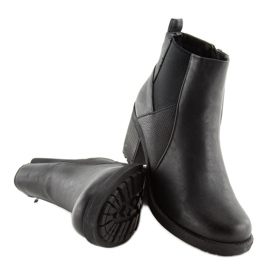 Stivali neri con tacco largo 1032-1 Nero 2