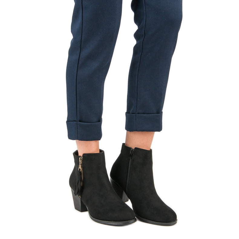 Stivaletti in camoscio nero 2