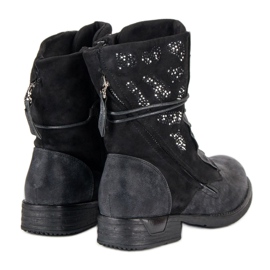 Kayla Lavoratori alla moda nero 2