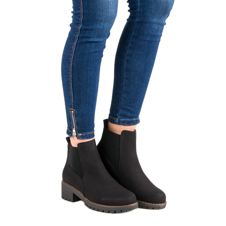 Stivaletti Chelsea nero 1