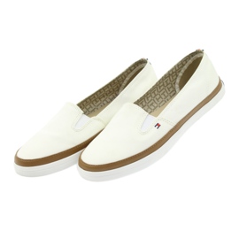 Tommy Hilfiger ICONICA KESHA SLIP ON 121 bianca 3