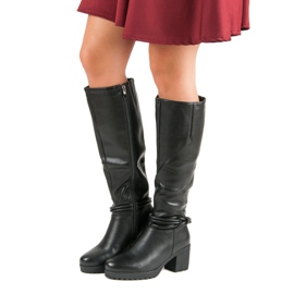 Filippo Stivali casual sul post nero 2