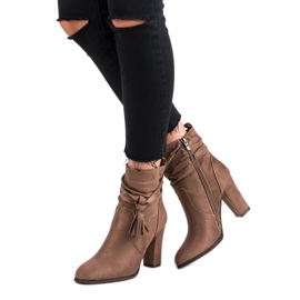 Super Mode Stivali eleganti sul post marrone 2