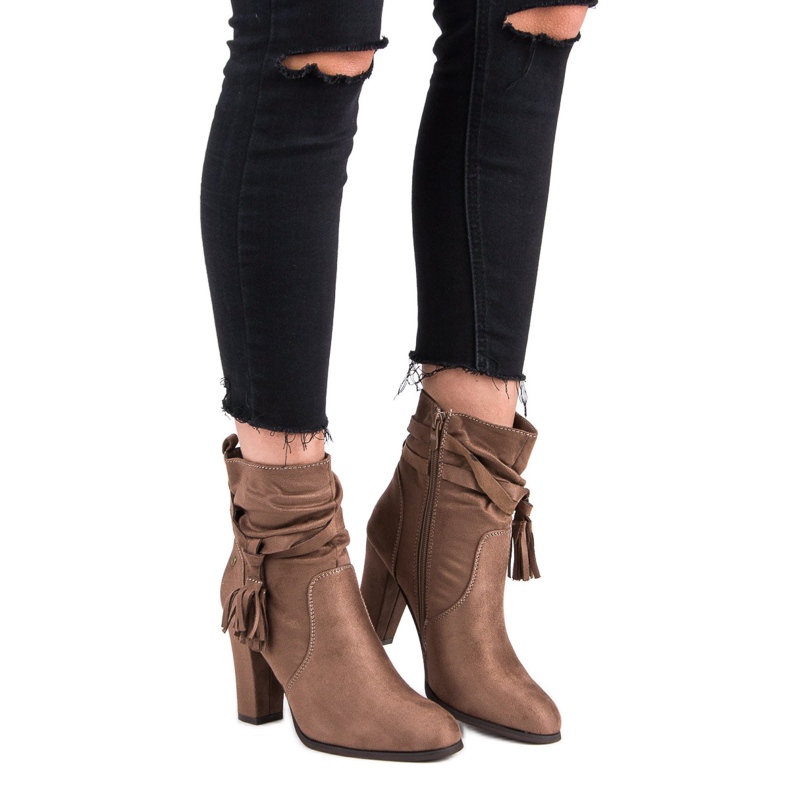 Super Mode Stivali eleganti sul post marrone 1