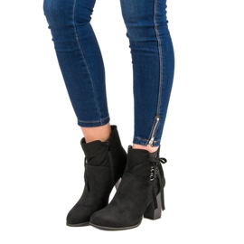 Super Mode Stivaletti neri sul post nero 1