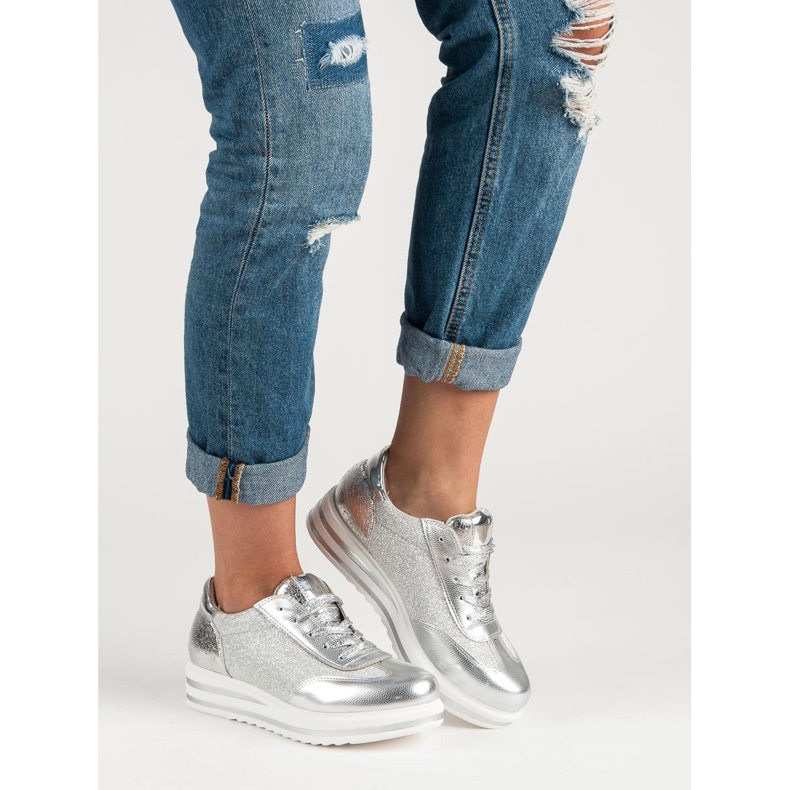 Fama Scarpe da ginnastica alla moda grigio 1