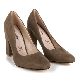 Seastar Pompe comode su un pilastro multicolore 1