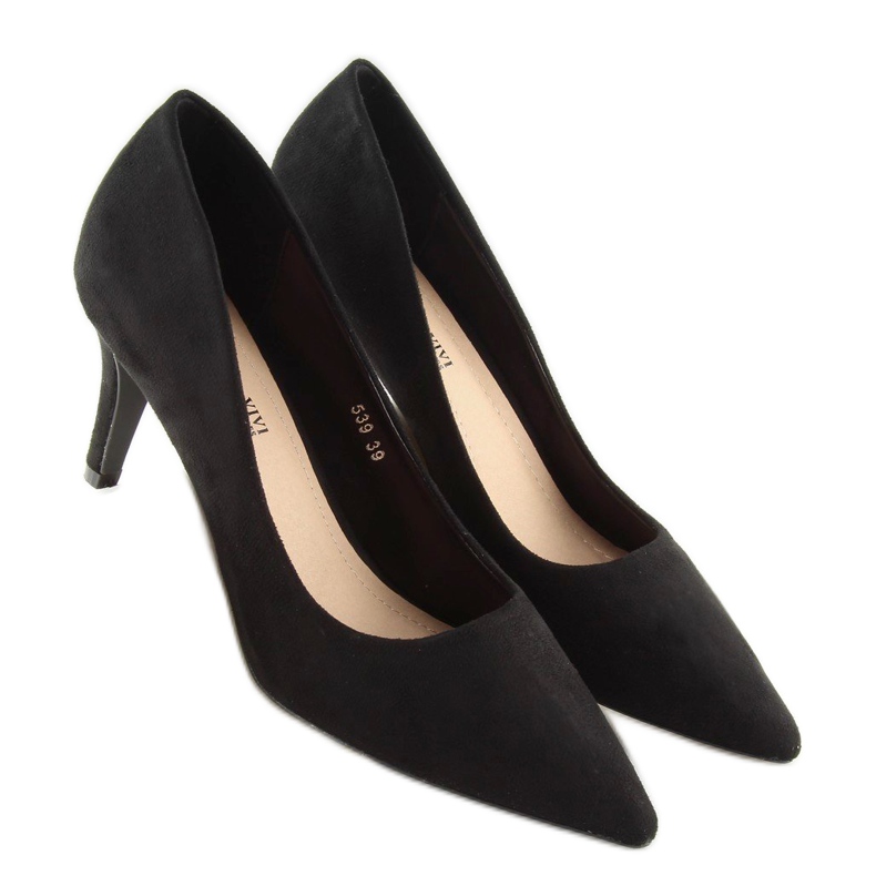 Pompe su una spilla nera 539 nera nero 1