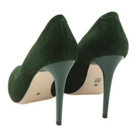 Espinto Pompe verdi su uno spillo verde 5