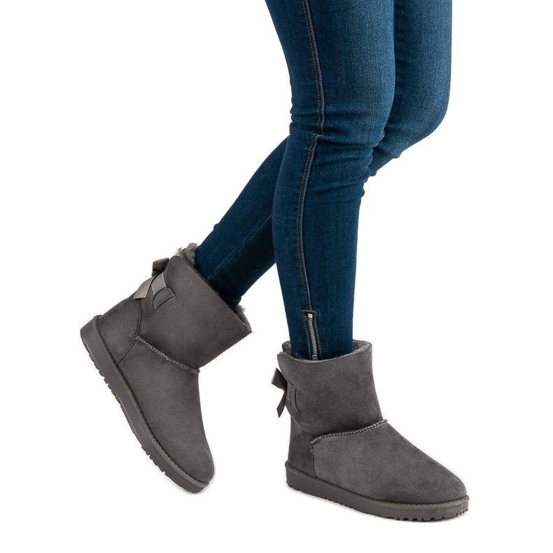 Queentina Mukluki grigio con fiocco 2