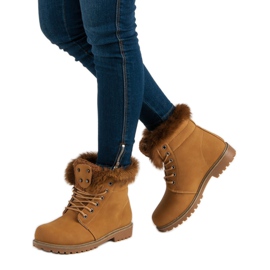 Queentina Cacciatori di cammelli con pelliccia marrone 1