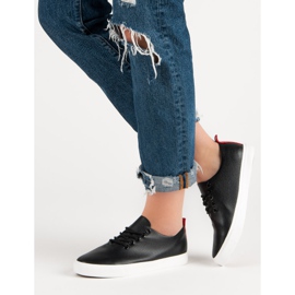 Scarpe da ginnastica legate nero 1
