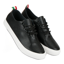 Scarpe da ginnastica legate nero 2