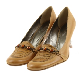 Décolleté in pelle marrone 2