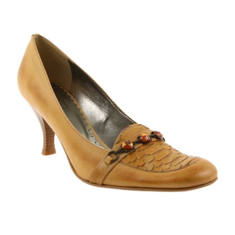 Décolleté in pelle marrone 1