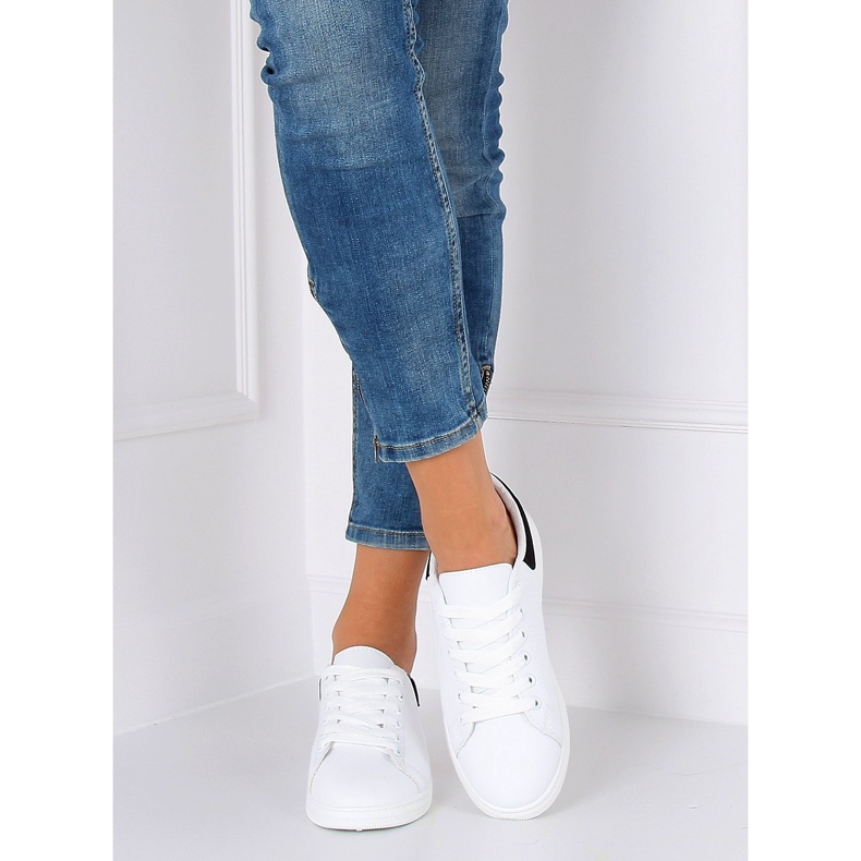 Sneakers da donna bianche e nere BL147P Black bianco 2
