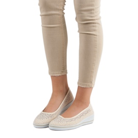 Scarpe con zeppa traforate marrone 1