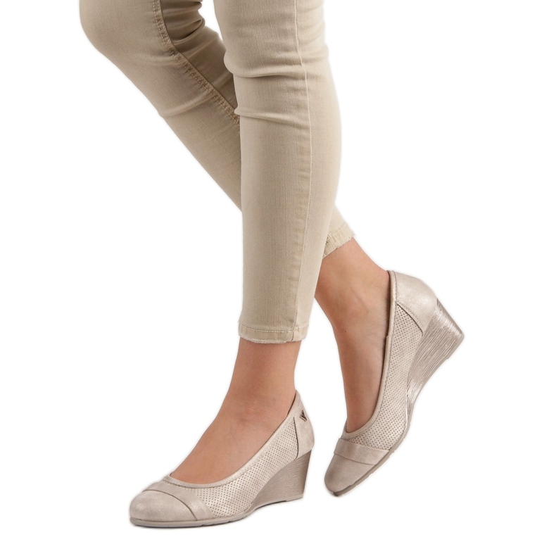Pumps glitterate sulla zeppa VINCEZA marrone 2