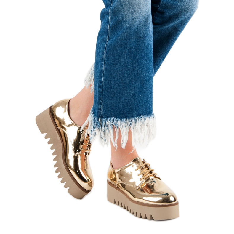 Corina Scarpe brogue dorate con protettore d'oro 1
