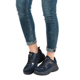 Sneakers blu navy sulla piattaforma 1