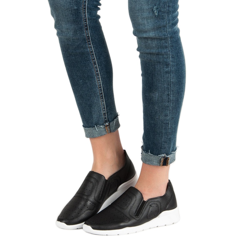 Queen Bee Scarpe da ginnastica leggere slip-on nero 1