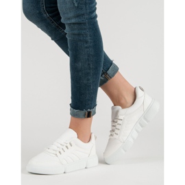 Scarpe sportive comode bianco 2