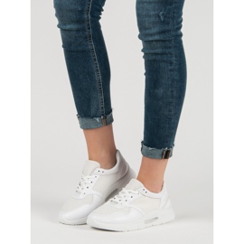 Scarpe sportive stringate bianca 2