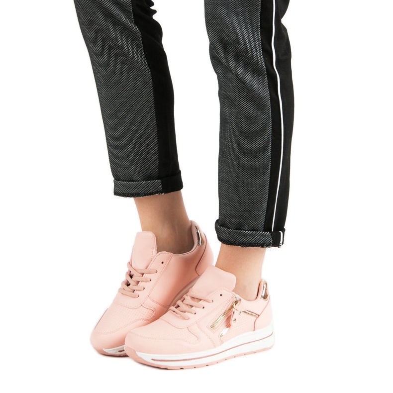 Scarpe sportive rosa 1