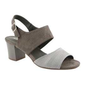 M.Daszyński Tacchi da donna 122-4 sandali beige scuri 1