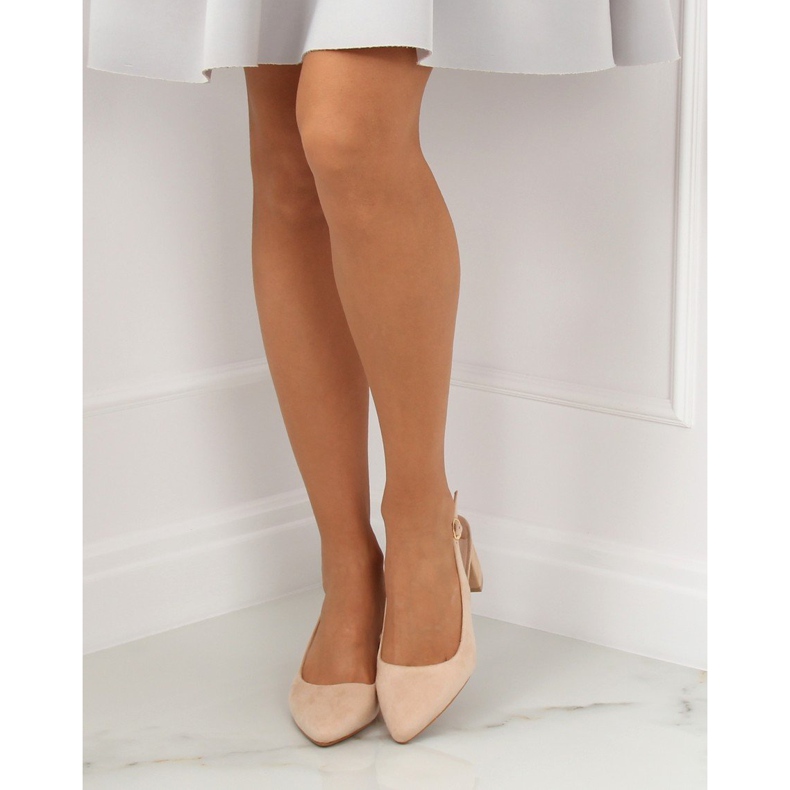 Décolleté con tacco aperto beige S0-231 Beige 1