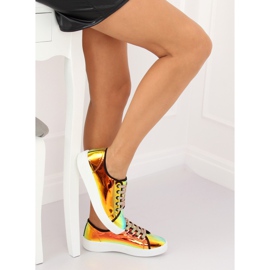 FZ09 Sneaker benzina dorata d'oro 1