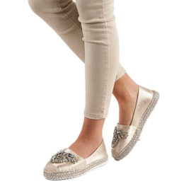 Espadrillas dorate con ornamenti d'oro 2