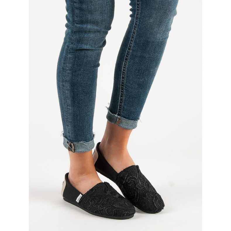 L. Day Slipon Con Motivo nero 1