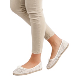 Ballerine in pizzo beige 2
