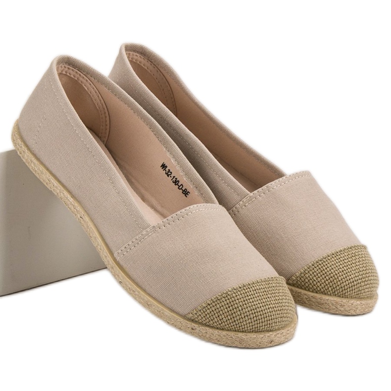 Espadrillas beige alla moda 1