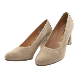 Décolleté da donna in pelle con suola flessibile Arka 5137 beige 3