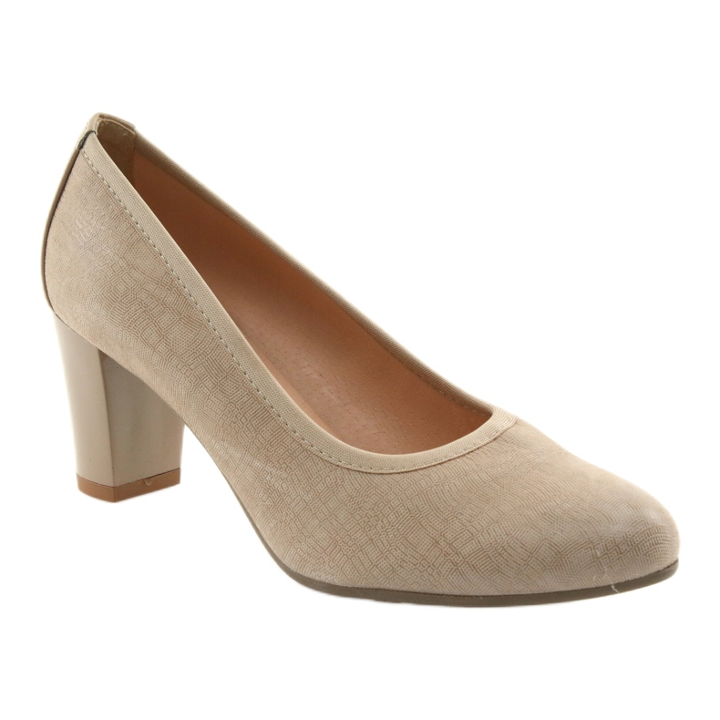 Décolleté da donna in pelle con suola flessibile Arka 5137 beige 1