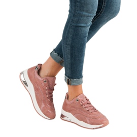 Sneakers rosa alla moda 2