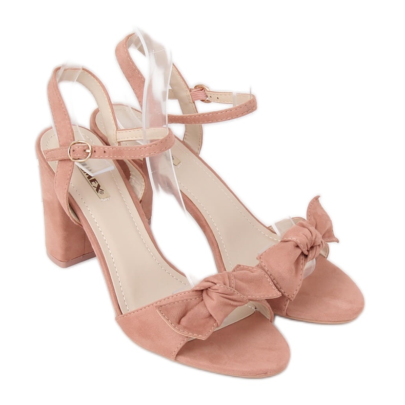 Sandali rosa sul post GH1508 Pink 1