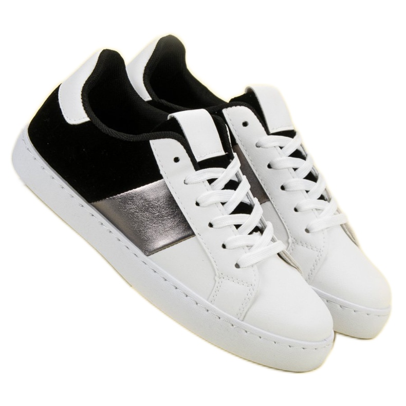 Scarpe sportive comode bianco nero 2