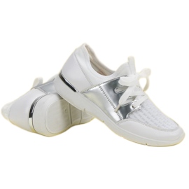 Scarpe sportive slip-on bianco 2