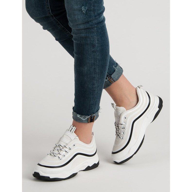 Scarpe sportive in tessuto bianca 1