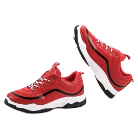 Scarpe sportive in tessuto rosso 1