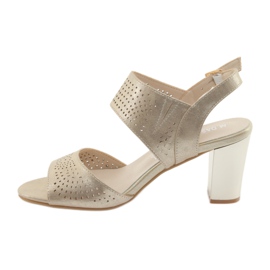 M.Daszyński Daszyńsandali con sottopiede in pelleń giallo 2