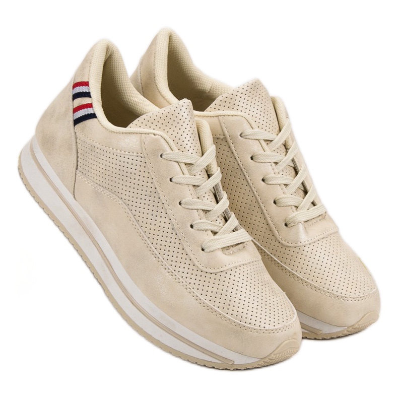 Scarpe sportive comode marrone 1