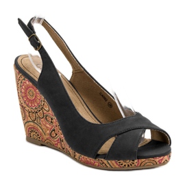 Corina Sandali etnici alla moda nero 1