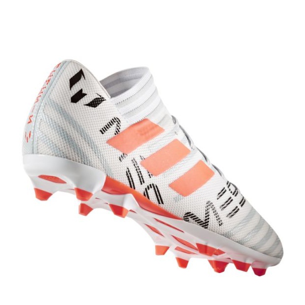 Scarpe da calcio Adidas Nemeziz Messi 17.3 Fg M CG2965 multicolore bianca 1