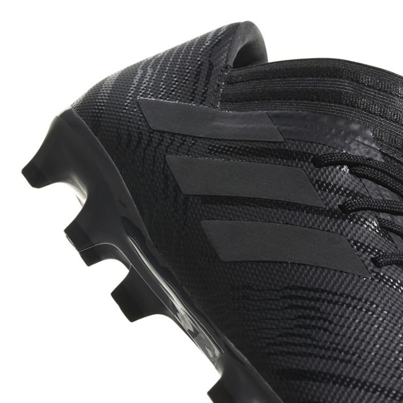 Scarpe da calcio Adidas Nemeziz Tango 17.3 Fg M CP8988 nero nero 1