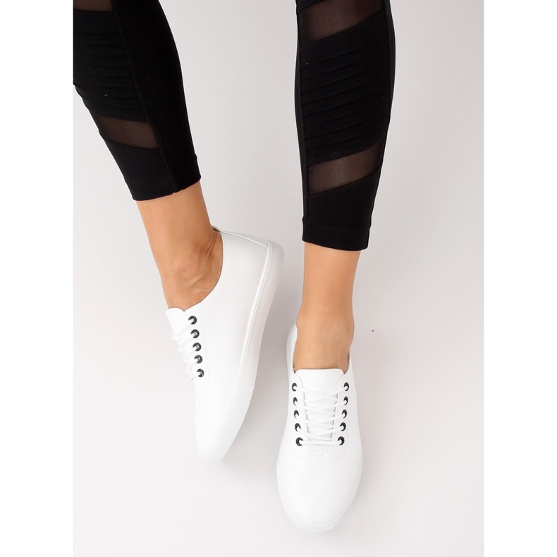 Sneakers bianche da donna WD009 WHITE / NAVY bianco 2